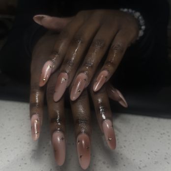 Dazzle Nail & Spa - Very friendly service and beautiful job on my nails! - Nail Salons Near Me - Chicago, Illinois