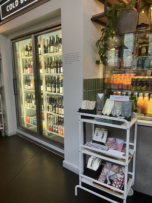 Mr West Cafe Bar by null