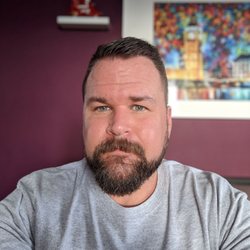 The HeartBreak Club - Clean beard trim from Oran