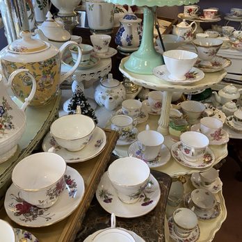 Vintage Vogue - Antiques Near Me - Cary, North Carolina Vintage Vogue - Antiques Near Me - Cary, North Carolina