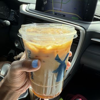 Dutch Bros Coffee - Juice Bars & Smoothies Near Me - Winter Park, Florida