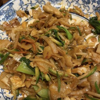 Northern Cafe - Hardly any noodles in our dish :( - Chinese Near Me - Gardena, California Northern Cafe - Hardly any noodles in our dish :( - Chinese Near Me - Gardena, California