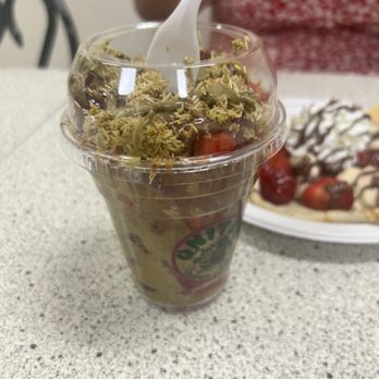 United Paleteria Y Nieveria - Dubai strawberry Chocolate - Juice Bars & Smoothies Near Me - Modesto, California United Paleteria Y Nieveria - Dubai strawberry Chocolate - Juice Bars & Smoothies Near Me - Modesto, California