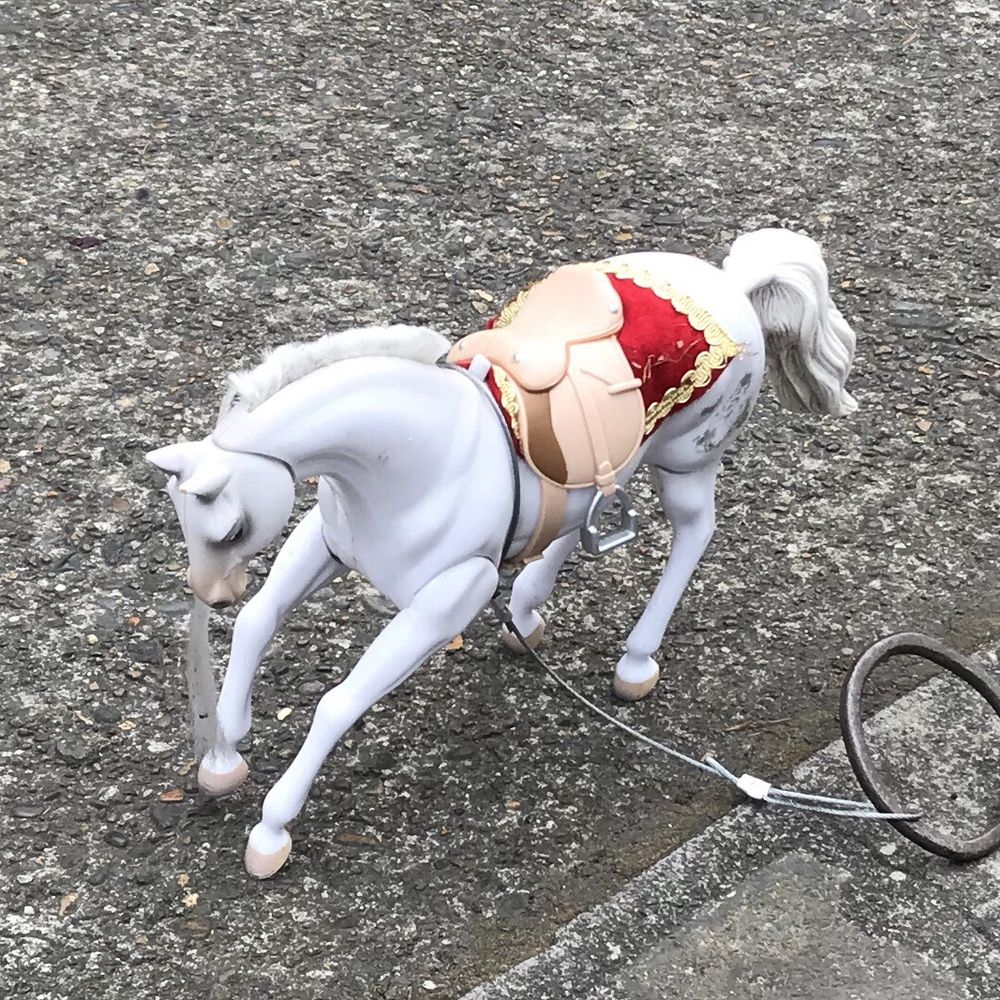 Red Square Cafe - Parked horsey out front - Coffee & Tea Near Me - Portland, Oregon Red Square Cafe - Parked horsey out front - Coffee & Tea Near Me - Portland, Oregon