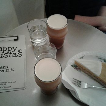 Happy Baristas - Nitro infused coffee and pumpkin cheesecake! - Cafes Near Me - Berlin, BE
