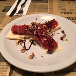 Madre - Dulce de membrillo casero y queso estacionado