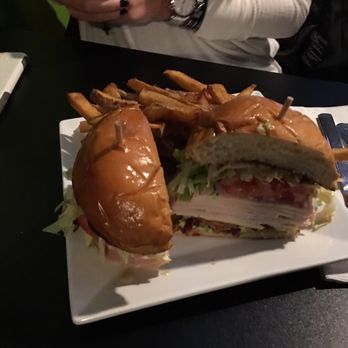 Blackie's - American Near Me - Smithfield, Rhode Island