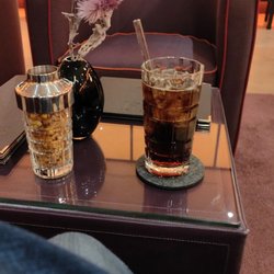 Oscar's Bar