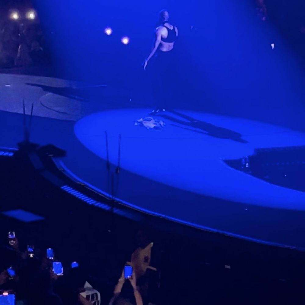 CFG Bank Arena - Phenomenal view of the stage- Usher: Past, Present, Future Tour - Music Venues Near Me - Baltimore, Maryland CFG Bank Arena - Phenomenal view of the stage- Usher: Past, Present, Future Tour - Music Venues Near Me - Baltimore, Maryland
