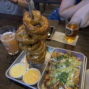 Elicit Brewing Co - Manchester - Breweries Near Me - Manchester, Connecticut