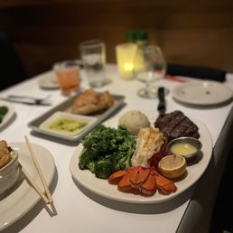 7 Oz Barrel Cut Filet & Lobster Tail