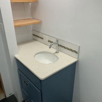 Gallman Remodeling - I built this cabinet and shelves. Did all the drywall, painting and countertops. I even did the plumbing! - General Contractors Near Me - Ravenna, Texas