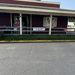 Seasons Best Bakery - Outside (8/15/24)