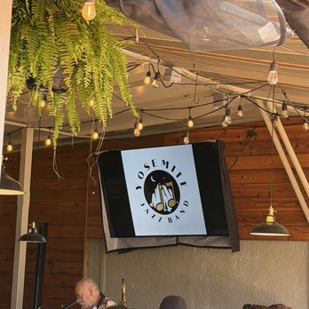 Bee’s Bakery Cafe - Outside - Bakeries Near Me - Oakhurst, California Bee’s Bakery Cafe - Outside - Bakeries Near Me - Oakhurst, California