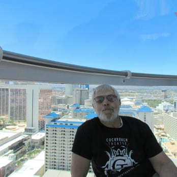The High Roller - A selfie. Sitting on the floor with the camera on the seat. Proudly wearing my Cockroach Theatre t-shirt. - Amusement Parks Near Me - Las Vegas, Nevada The High Roller - A selfie. Sitting on the floor with the camera on the seat. Proudly wearing my Cockroach Theatre t-shirt. - Amusement Parks Near Me - Las Vegas, Nevada