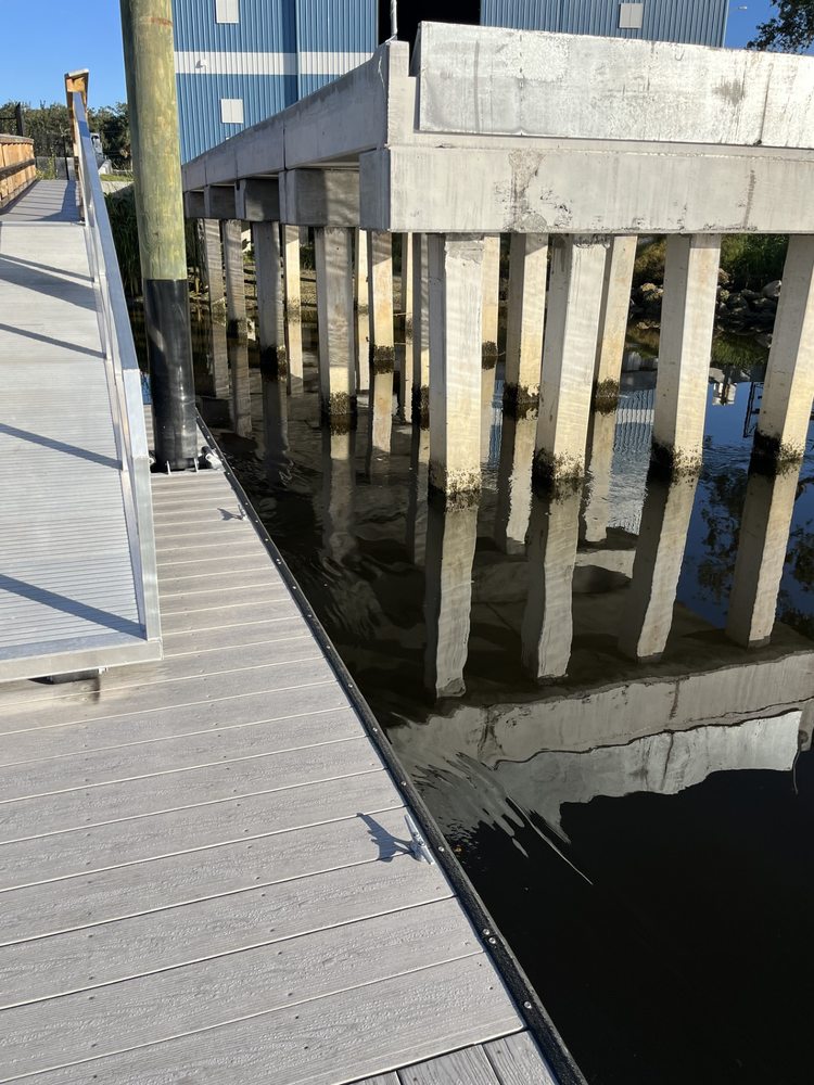 Riverview Marina