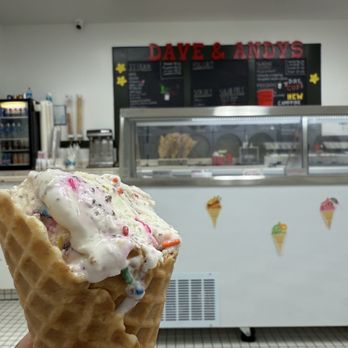 Dave & Andy's - Ice Cream & Frozen Yogurt Near Me - Pittsburgh, Pennsylvania