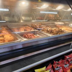 Cedar Junction General Store - Hot bar- gizzards
