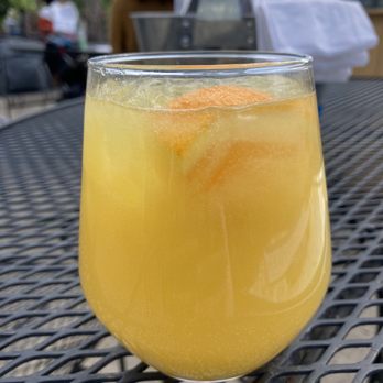 Guavas Cuban Cafe - White sangria - Cuban Near Me - Minneapolis, Minnesota Guavas Cuban Cafe - White sangria - Cuban Near Me - Minneapolis, Minnesota