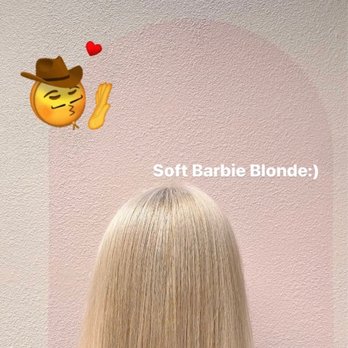 Salon Lamar - Fresh bleach and tone - Hair Stylists Near Me - Chicago, Illinois Salon Lamar - Fresh bleach and tone - Hair Stylists Near Me - Chicago, Illinois