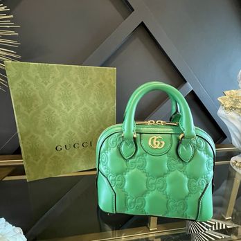 OnQueStyle - Cutest little green Gucci bag, excellent condition! - Used, Vintage & Consignment Near Me - Corona Del Mar, California OnQueStyle - Cutest little green Gucci bag, excellent condition! - Used, Vintage & Consignment Near Me - Corona Del Mar, California