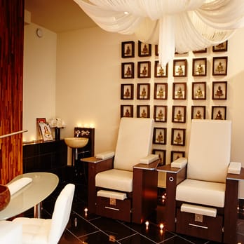 Thai Square Spa - Nail Salon Area - Hair Salons Near Me - London, XGL