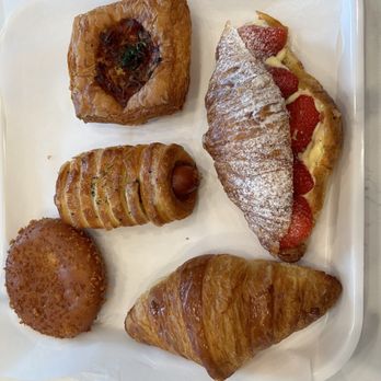 Paris Baguette - Bakeries Near Me - Chicago, Illinois Paris Baguette - Bakeries Near Me - Chicago, Illinois