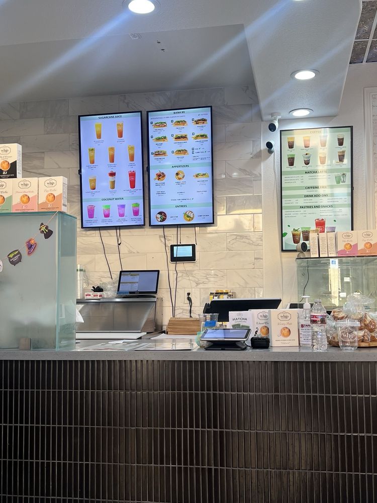 Whip X Banh Mi - Photo 2