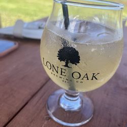 Lone Oak Brew Pub - Apple drink