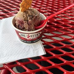Bruster's Real Ice Cream