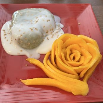Tic Tac Thai - Mango sticky rice - Thai Near Me - Spring, Texas
