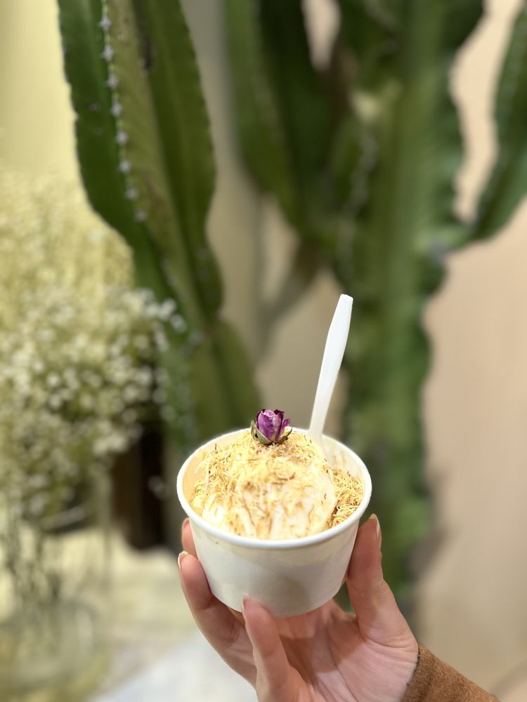 KINROSE CREAMERY 98 Photos & 74 Reviews 140 Mills Pl, Pasadena