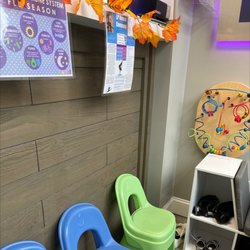 Play & Say Pediatric Therapy Services - Seats for little and cubbies for shoes