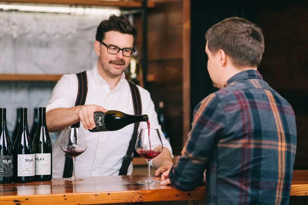 The Bramble Tasting Room Logo