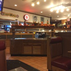 Pizza Hut - Richard was very helpful and they were very busy tonight. Handtossed Supreme pizza=Very good! They have fresh coffee too!