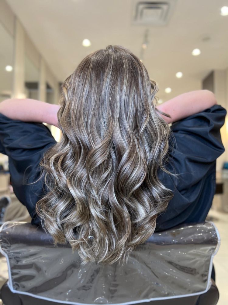 Hairbyhomira Logo