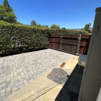 Slocrete - Justin and crew improvised with large flagstone and rock for a creatively workable walkway - General Contractors Near Me - San Luis Obispo, California Slocrete - Justin and crew improvised with large flagstone and rock for a creatively workable walkway - General Contractors Near Me - San Luis Obispo, California