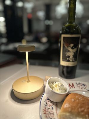 Maggiano's Little Italy by null