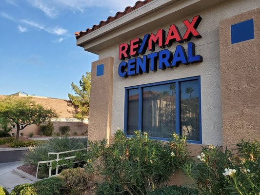 Re/Max Central
