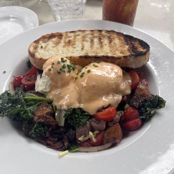 Great Maple San Diego - House Smoked Brisket Hash - Breakfast & Brunch Near Me - San Diego, California
