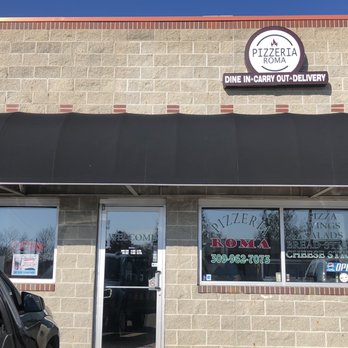 Pizzeria Roma - Front, next to subway - Pizza Near Me - Le Roy, Illinois