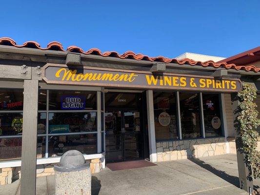Monument Wine & Spirits by null