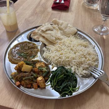 Thegoldenyak - Vegetarian Thali - Himalayan/Nepalese Near Me - San Francisco, California
