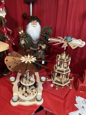 Käthe Wohlfahrt of America by null