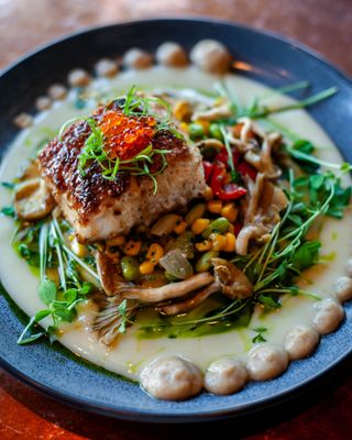 Eolus Bar & Dining by null