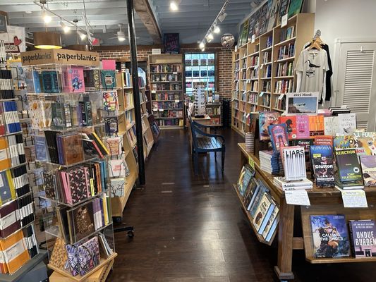 Tombolo Books by null