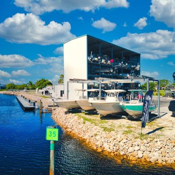 Gator Creek Marine - Dry storage - Boat Repair Near Me - Punta Gorda, Florida Gator Creek Marine - Dry storage - Boat Repair Near Me - Punta Gorda, Florida