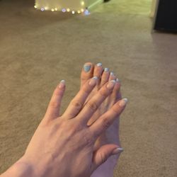 QQ Nails - Nail fill, and pedi