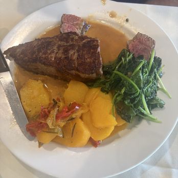 Bistro Mediterranean & Tapas Bar - New York Steak - Spanish Near Me - Westbrook, Connecticut