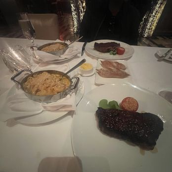 T-Bones - Grass Fed Filet Mignon* Mac & Cheese - Steakhouses Near Me - Las Vegas, Nevada